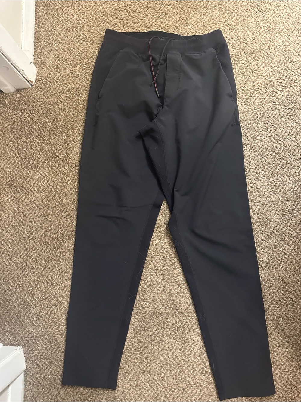 Lululemon Men's Black Jogger Pants